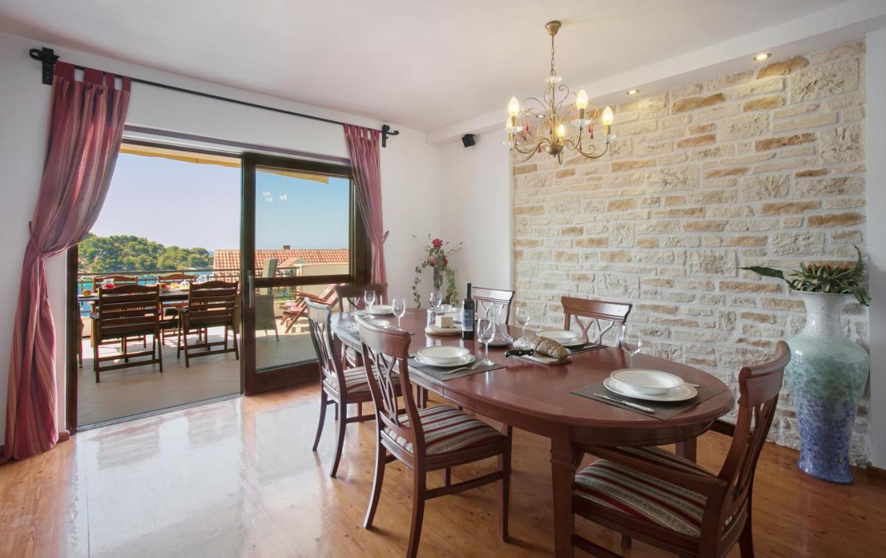 Golden View Luxury Apartment Maslinica Zewnętrze zdjęcie